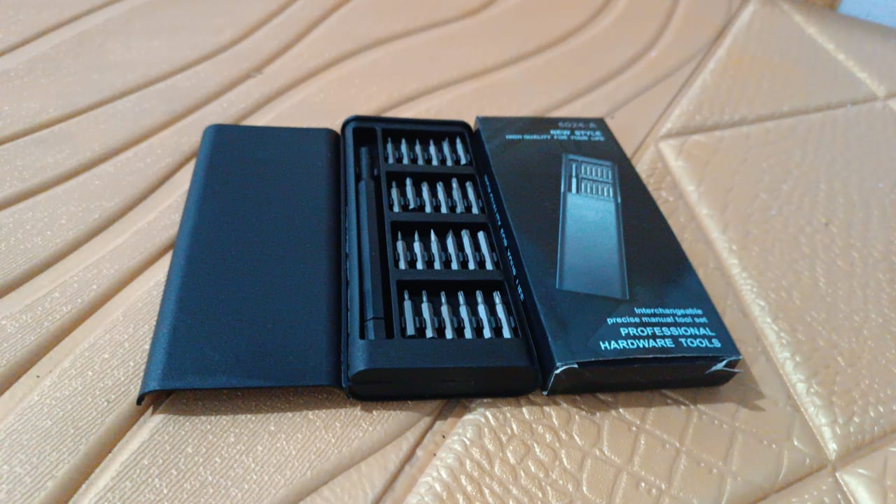 24-in-1 Precision Magnetic Screwdriver Kit for Electronics Repair